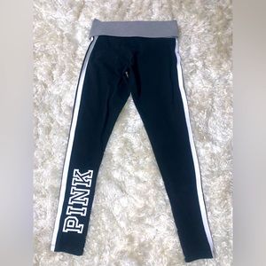 🚫SOLD🚫 Victoria’s Secret PINK foldover waistband black & white leggings size S